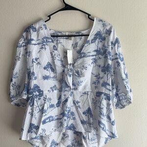 Versona White and Blue Floral Tie-Front Blouse
